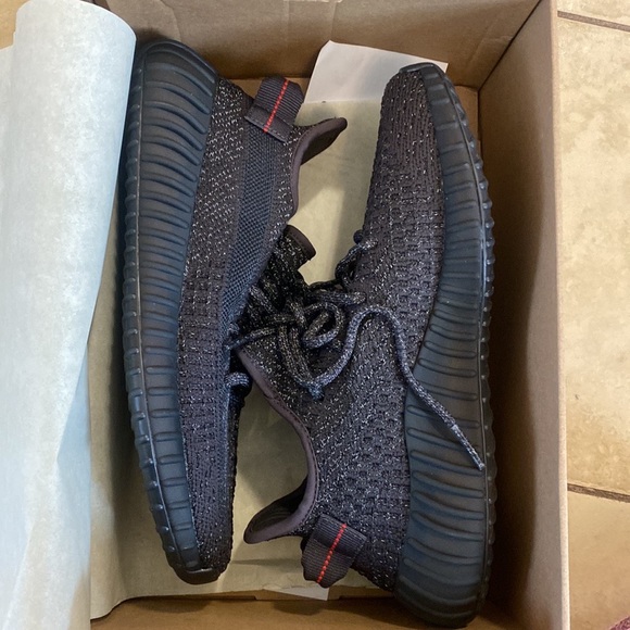 NIB yeezy boost 350 static black size 8 men’s women’s 9-  9.5 main image 7